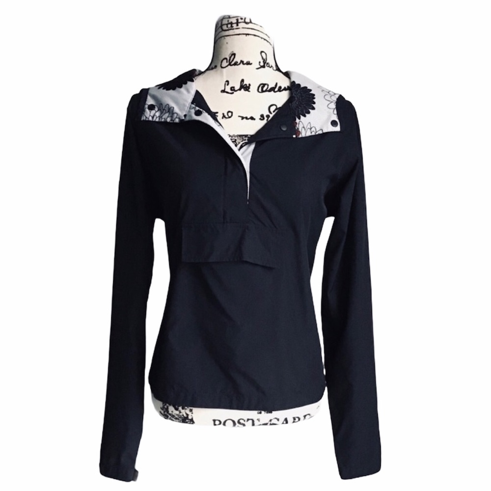 Ashworth | Woman’s Hooded Pullover Windbreaker L